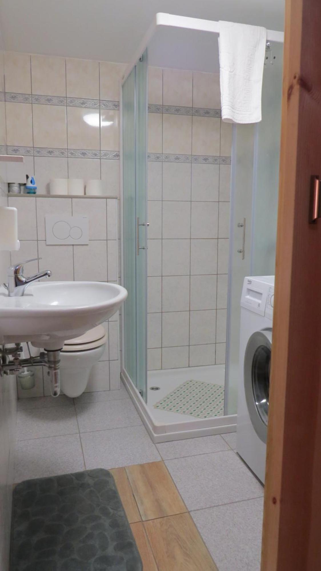 Rocinj Apartmaji Nena מראה חיצוני תמונה