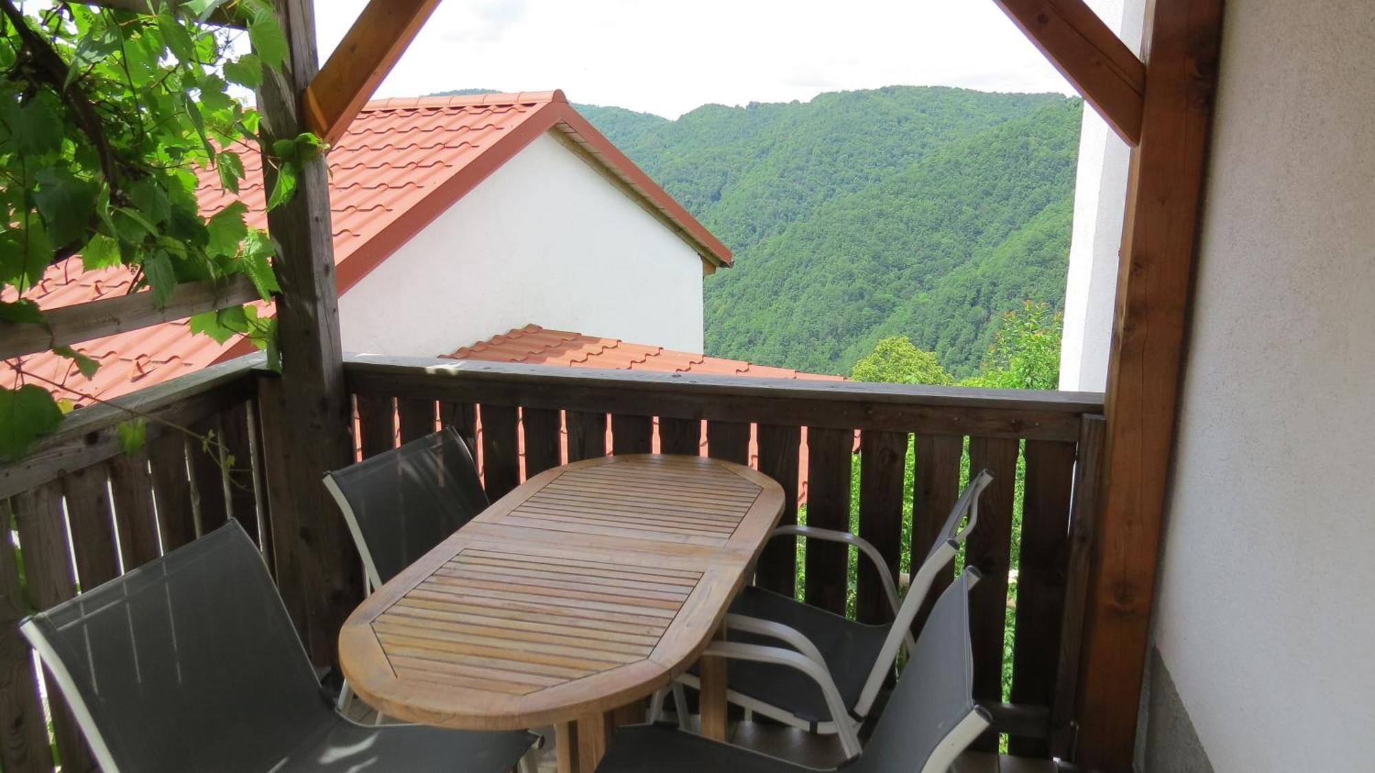 Rocinj Apartmaji Nena מראה חיצוני תמונה