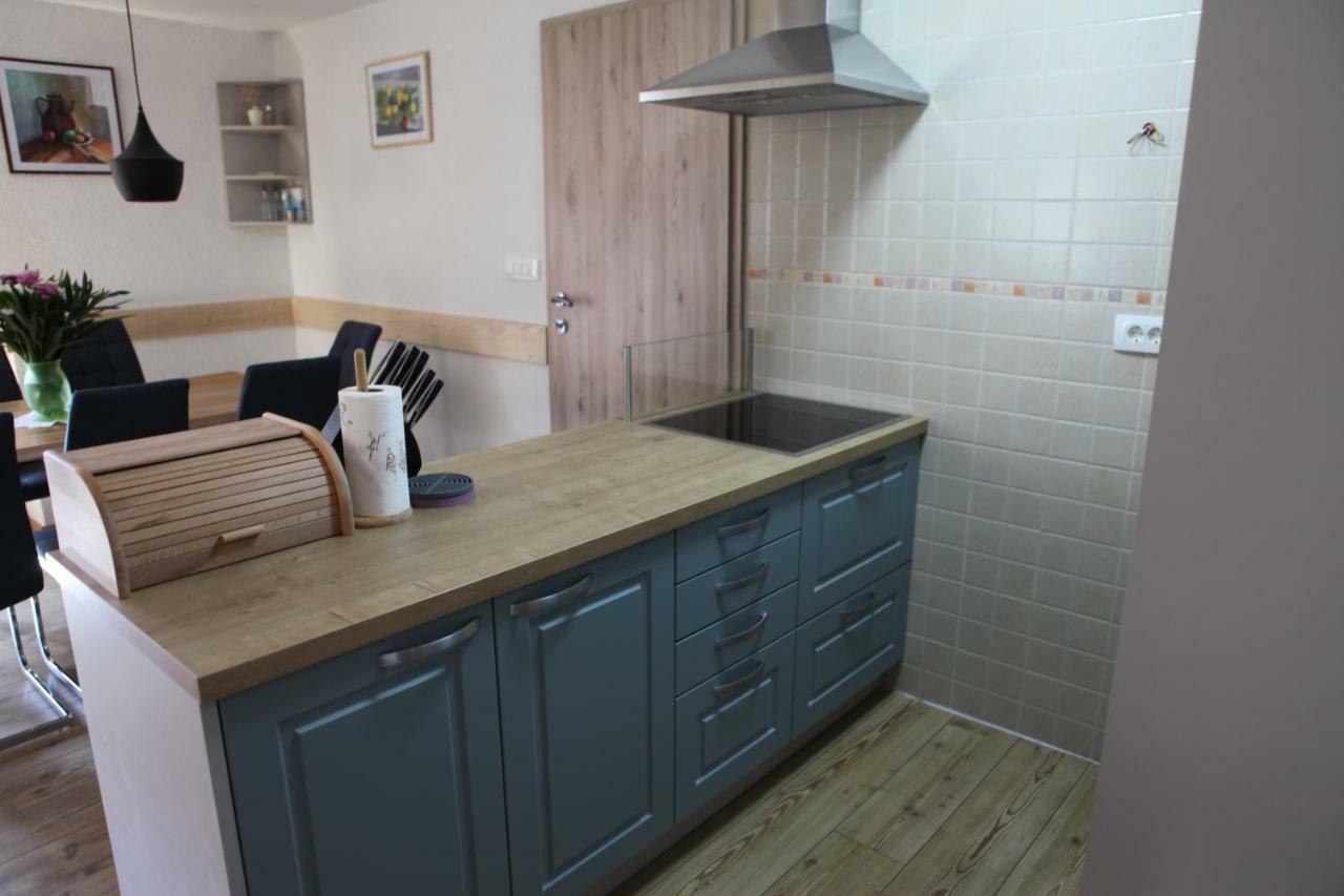 Rocinj Apartmaji Nena מראה חיצוני תמונה