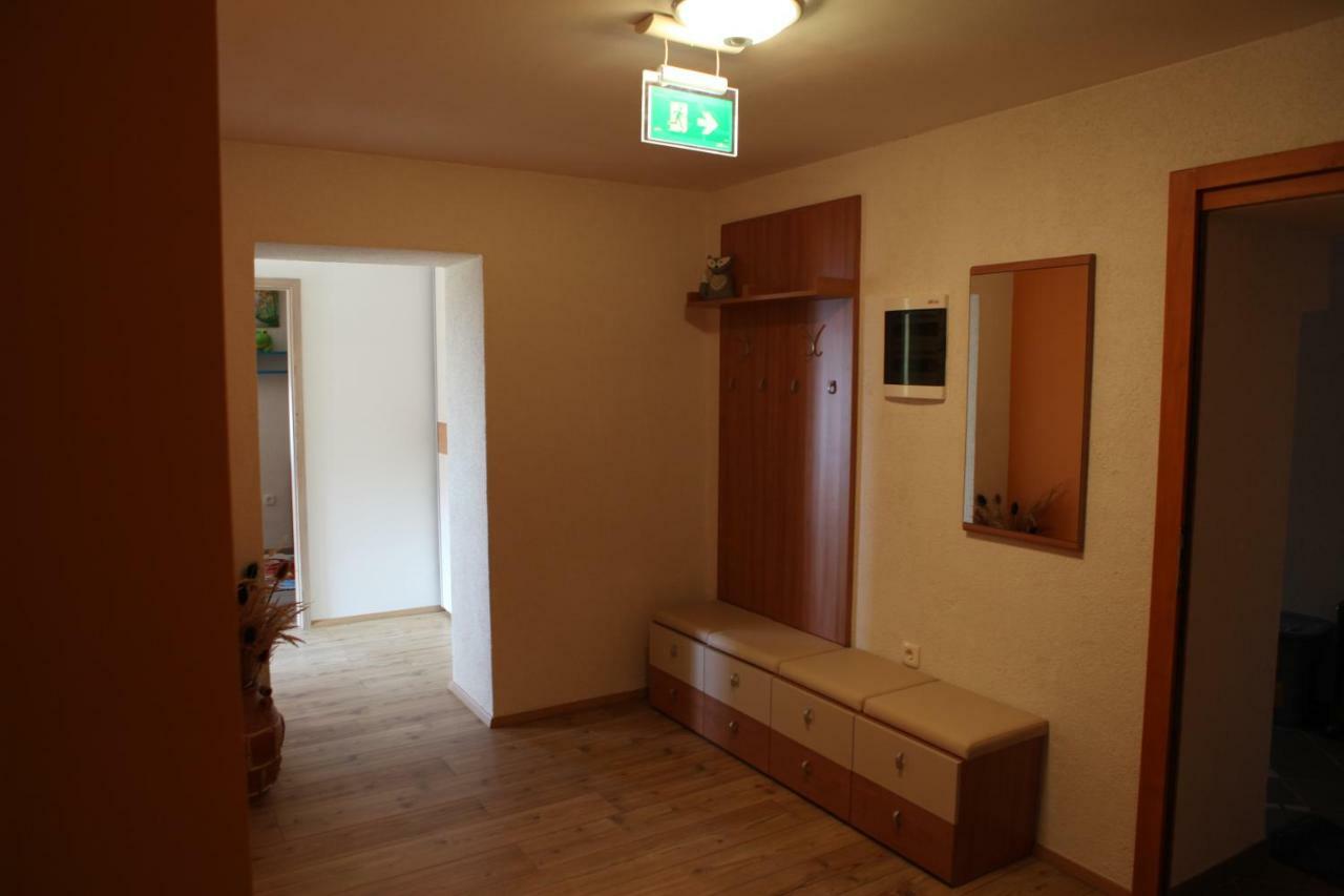 Rocinj Apartmaji Nena מראה חיצוני תמונה